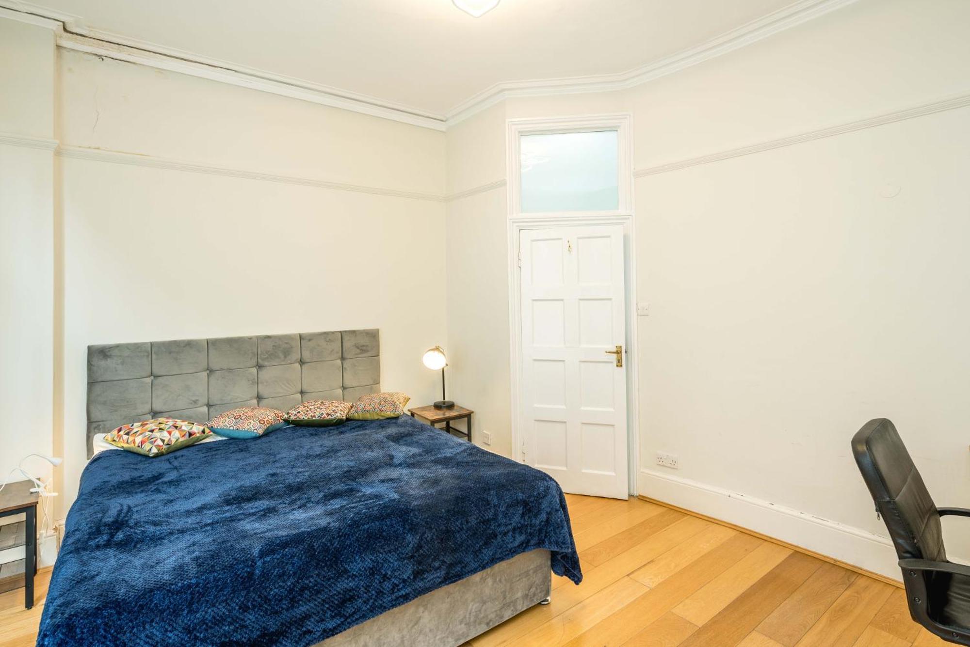 Four Beds By The Station Londres Exterior foto